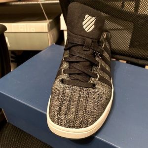 Memory Foam k-Swiss tennis shoes